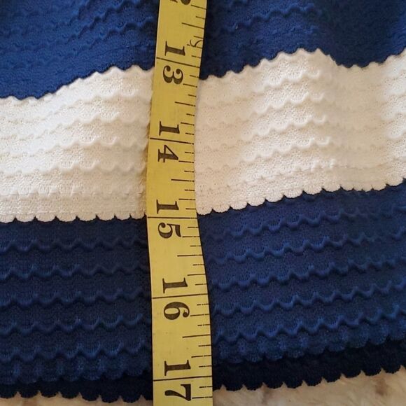 Active Women's Skirt - Picture 8 of 8